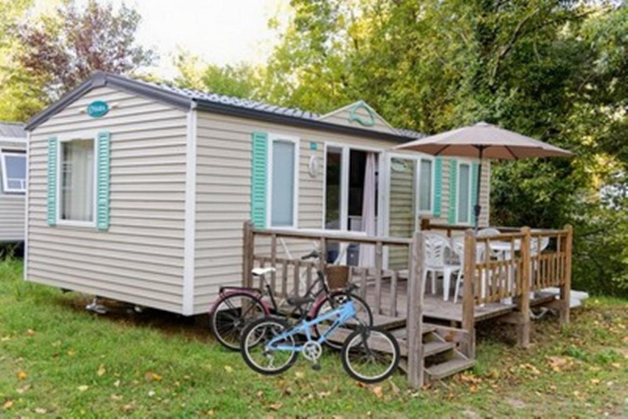 Camping Les Rives Du Lac De Vinca Eksteriør bilde