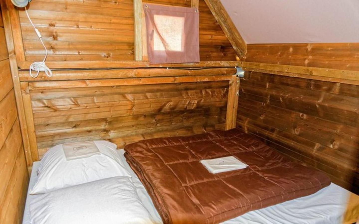 Camping Les Rives Du Lac De Vinca Eksteriør bilde