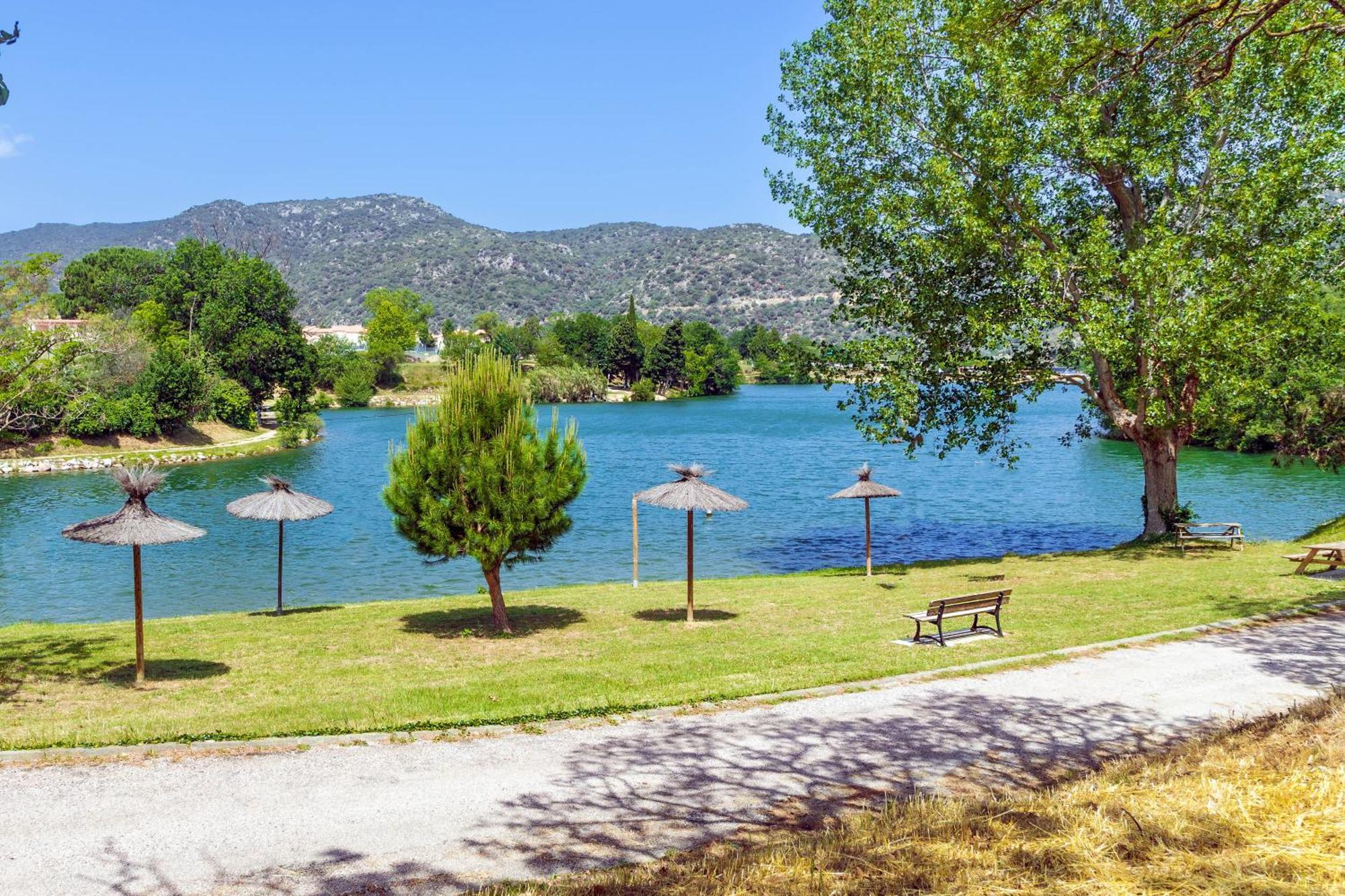 Camping Les Rives Du Lac De Vinca Eksteriør bilde