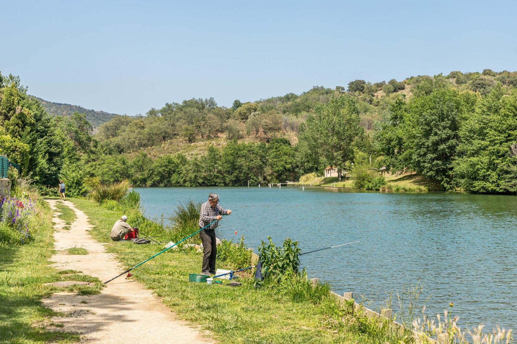 Camping Les Rives Du Lac De Vinca Eksteriør bilde